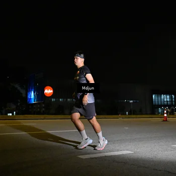 Runner Photo 7415293