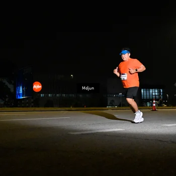 Runner Photo 7415299