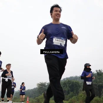 Runner Photo 7415315