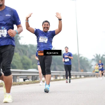 Runner Photo 7415323