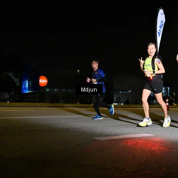 Runner Photo 7415333