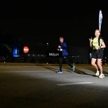Runner Photo 7415334