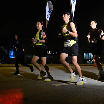 Runner Photo 7415335