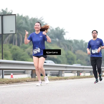 Runner Photo 7415336