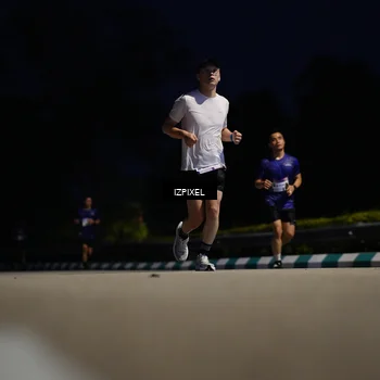 Runner Photo 7415342