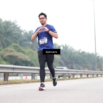 Runner Photo 7415344