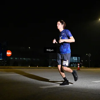 Runner Photo 7415345