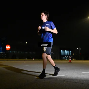 Runner Photo 7415352