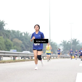 Runner Photo 7415368