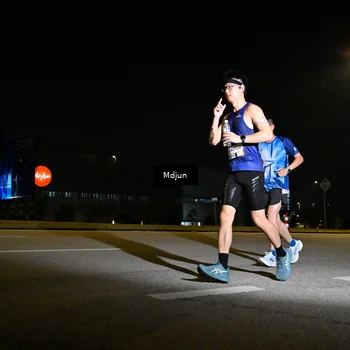 Runner Photo 7415374