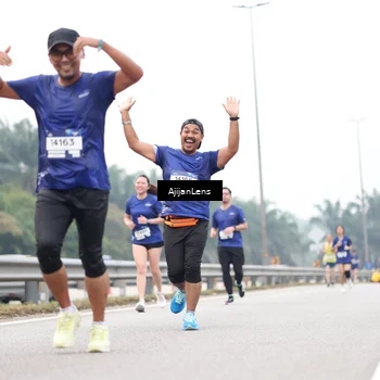 Runner Photo 7415377