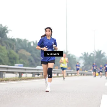 Runner Photo 7415384
