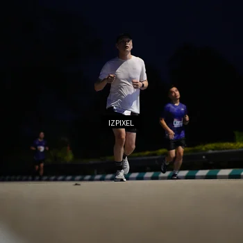 Runner Photo 7415386