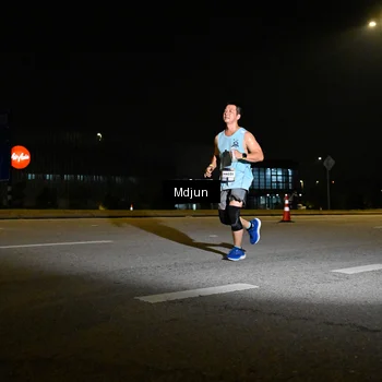 Runner Photo 7415405