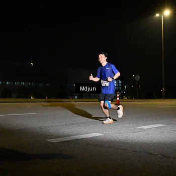 Runner Photo 7415407