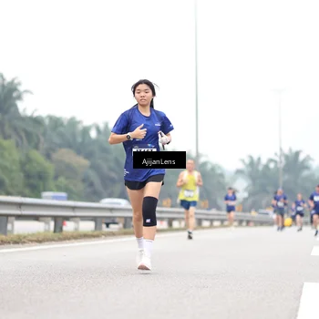 Runner Photo 7415409