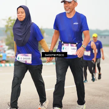 Runner Photo 7415411