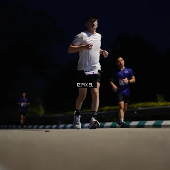 Runner Photo 7415431