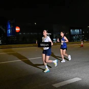 Runner Photo 7415438