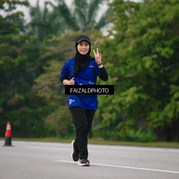 Runner Photo 7415454