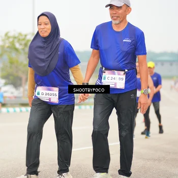 Runner Photo 7415476