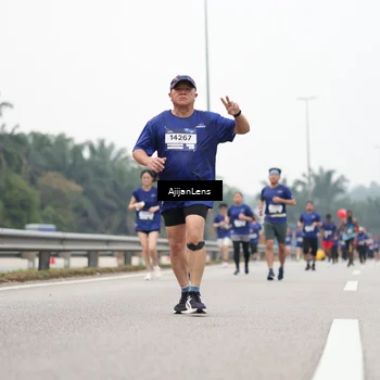 Runner Photo 7415487