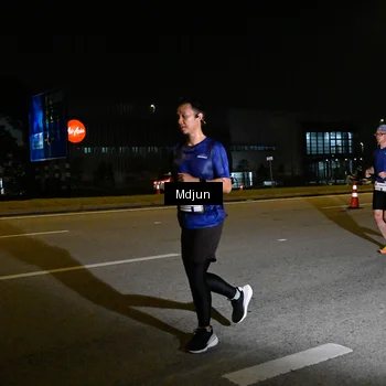 Runner Photo 7415501