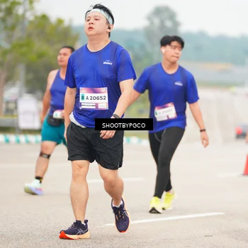 Runner Photo 7415506