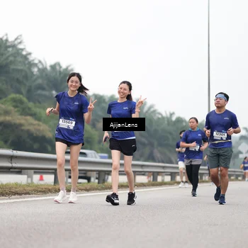 Runner Photo 7415511