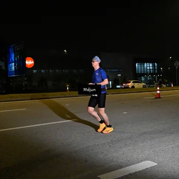 Runner Photo 7415528