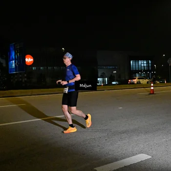 Runner Photo 7415535