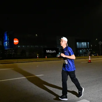 Runner Photo 7415538