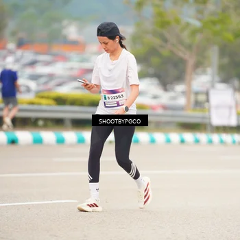 Runner Photo 7415540
