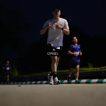 Runner Photo 7415541