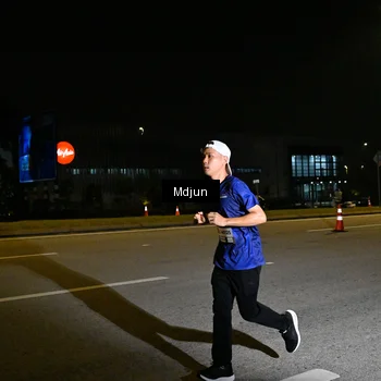 Runner Photo 7415543