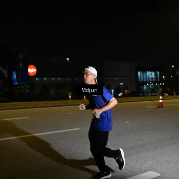 Runner Photo 7415549