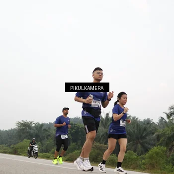 Runner Photo 7415550