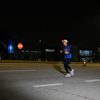 Runner Photo 7415551