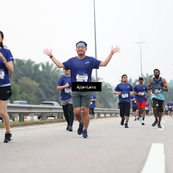 Runner Photo 7415552