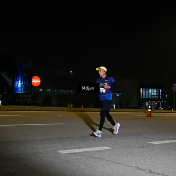 Runner Photo 7415562