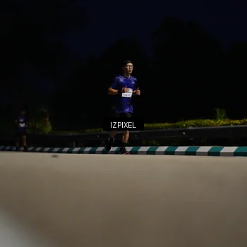 Runner Photo 7415583