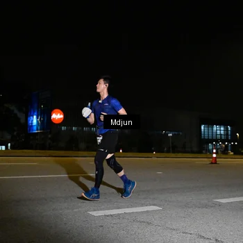 Runner Photo 7415602