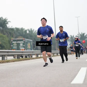 Runner Photo 7415608