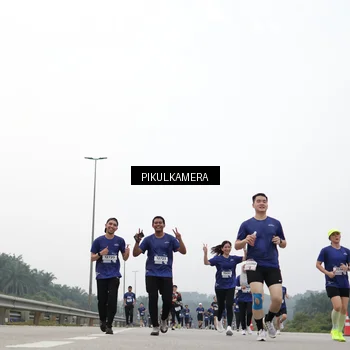 Runner Photo 7415623