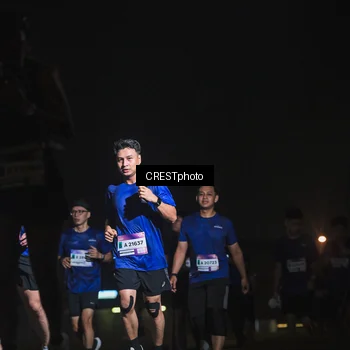 Runner Photo 7415630