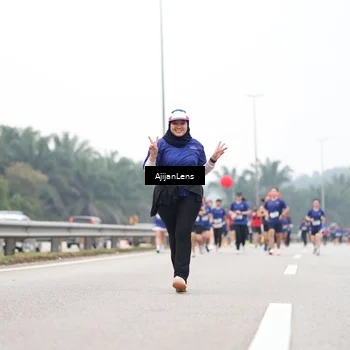 Runner Photo 7415638