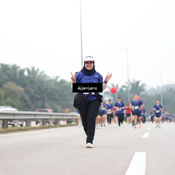 Runner Photo 7415642