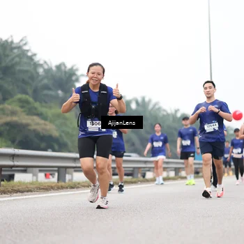 Runner Photo 7415688