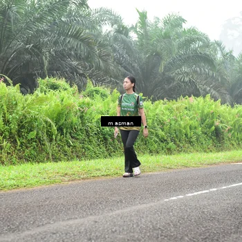 Runner Photo 7415699