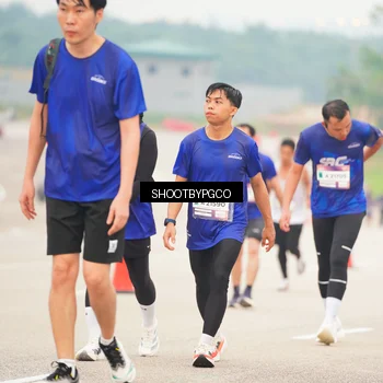 Runner Photo 7415718